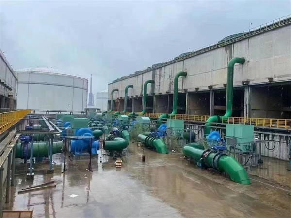 冷卻塔風機安裝要求有哪些？(冷卻塔風機是往哪個方向吹)